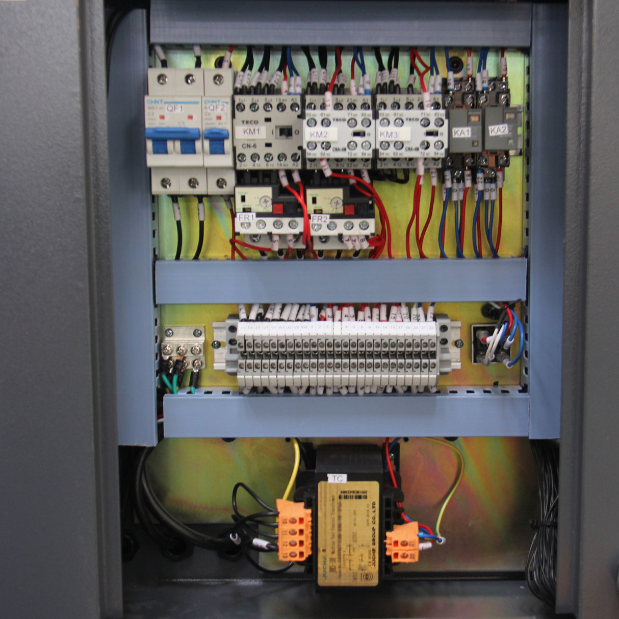 KAKA Industrial Roll Bending Machine,Heavy Duty Hydraulic Bender for Steel Pipe, Tube & Bar, 2HP Motor, 220V 3-Phase, Bends 2 inch Flat Bar, 1.2inch Round Bar and 2 inch Square Tube HRBM-40HV