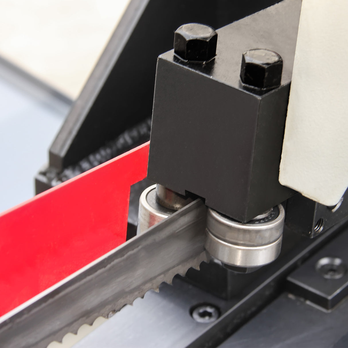 Kaka Industrial BS-2114T,Horizontal bandsaw 21.6"x14“ Capacity Metal Cutting Band Saw, Swivel Head Miter Metal Cutting Band Saw, Round Bar Cutting, Runs on 220V-60HZ-3PH