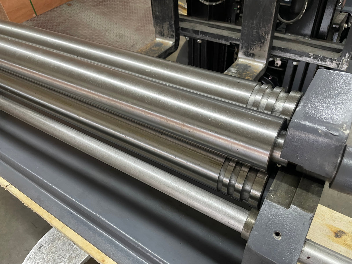 KAKA INDUSTRIAL Slip Roll Machine, 50Inch Width 16-Ga. (0.06Inch) Thick Steel Capacity, Heavy-Duty Sheet Metal Roller with Quick-Release Top Roller, for Workshop and Fabrication Shops LW01-5016 (Not brand new)