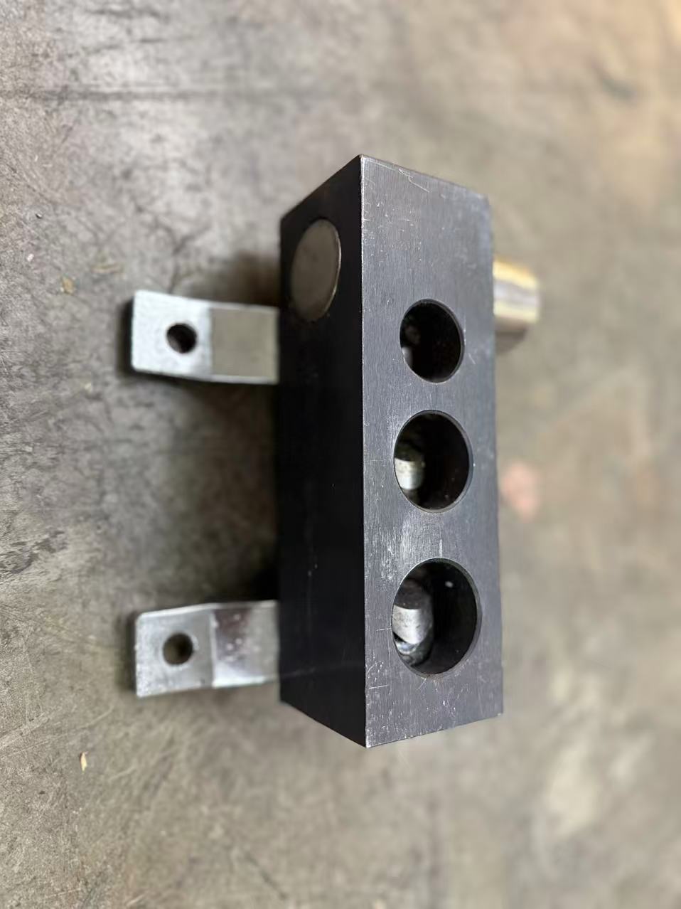 (Not Brand New) Manual Pipe Notcher, 1", 1-1/4", 1-3/8" (Outside diameter) Notcher Capacity, Light Weight, 90 Degree High Precision Steel Tube Notcher, Steel Tube and Pipe Notcher RA-9