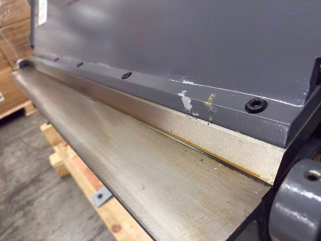 (Not Brand New) KAKA industrial 48-Inch Heavy Duty Sheet Metal Straight Brake W-4812T