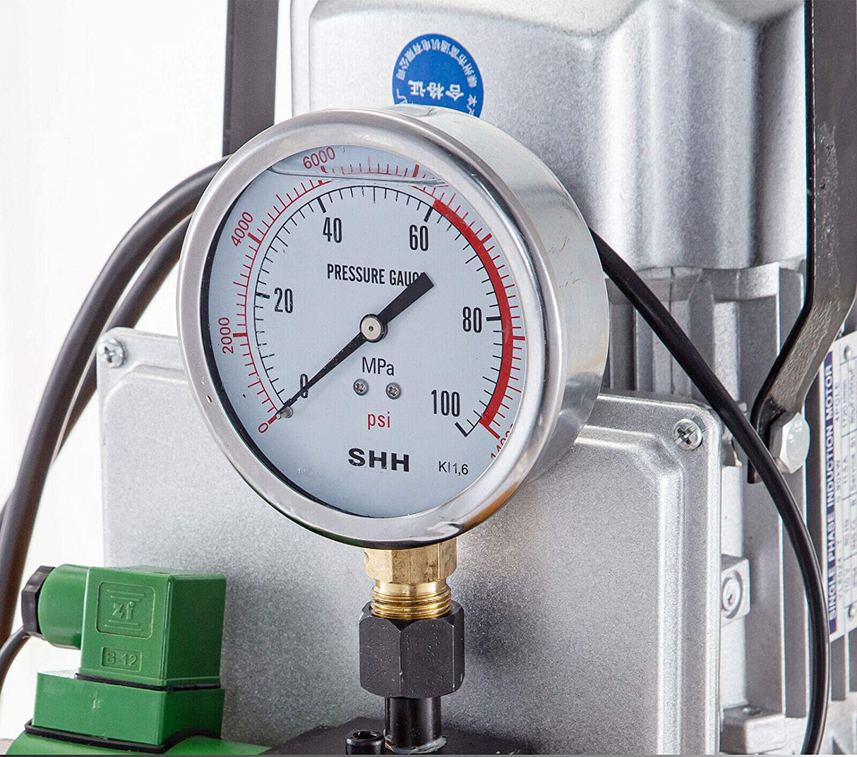 Kaka indsutrial ZCB-700D 10000 PSI Hydraulic Electric Pump 750W Single Acting 110V Solenoid Pedal 7L Hydraulic Power Pack Cylinder