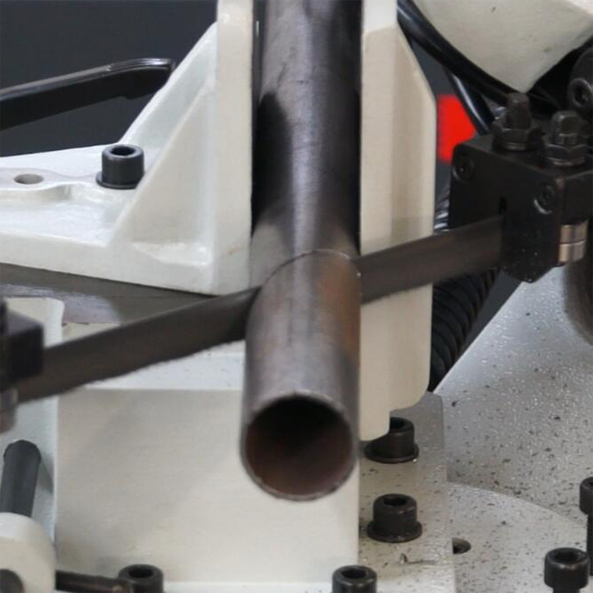 7x12 Inch Metal Bandsaw | 1.5HP Dual-Voltage (115V/230V) | 4-Speed Blade System | Steel Pipe and Structural Metal Cutting BS-712N