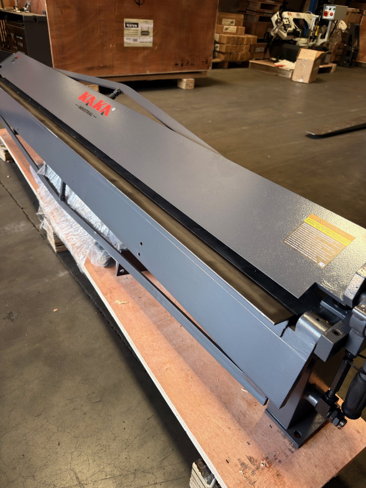 (Not Brand New) 72-Inch Sheet Metal Bending Brake High Precision 22Gauge Mild Steel Capacity MB-72