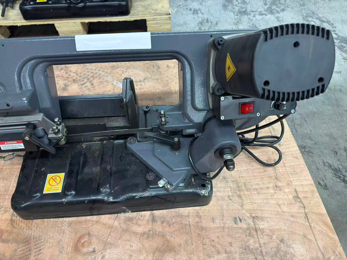 (Not Brand New) Metal Cutting Band Saw, Variable Speed Bandsaw, Solid Design Metal Bandsaw, BS-150 (Copy)