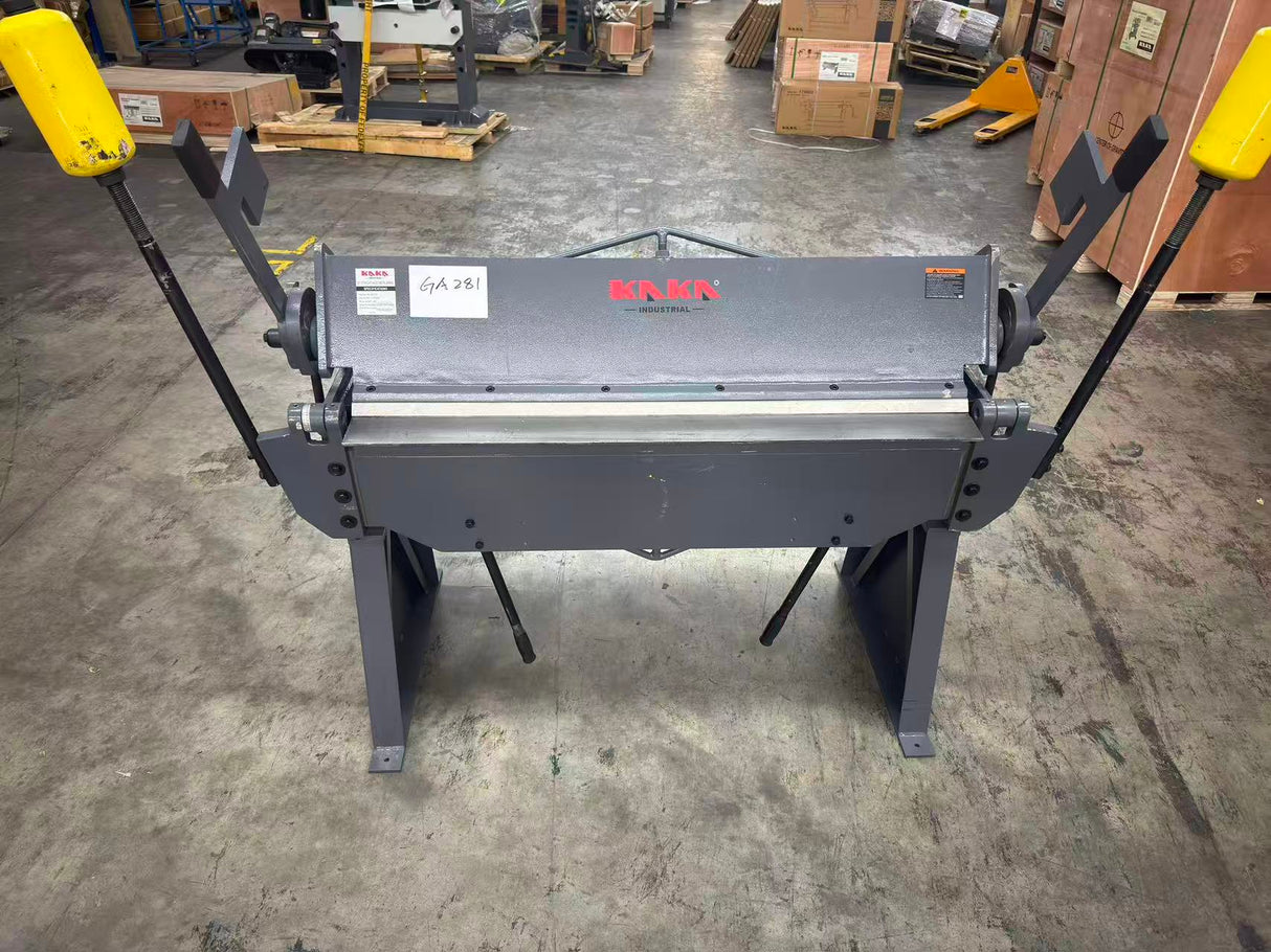 (Not Brand New) KAKA industrial W-4812T 48-Inch Heavy Duty Sheet Metal Straight Brake (Copy)