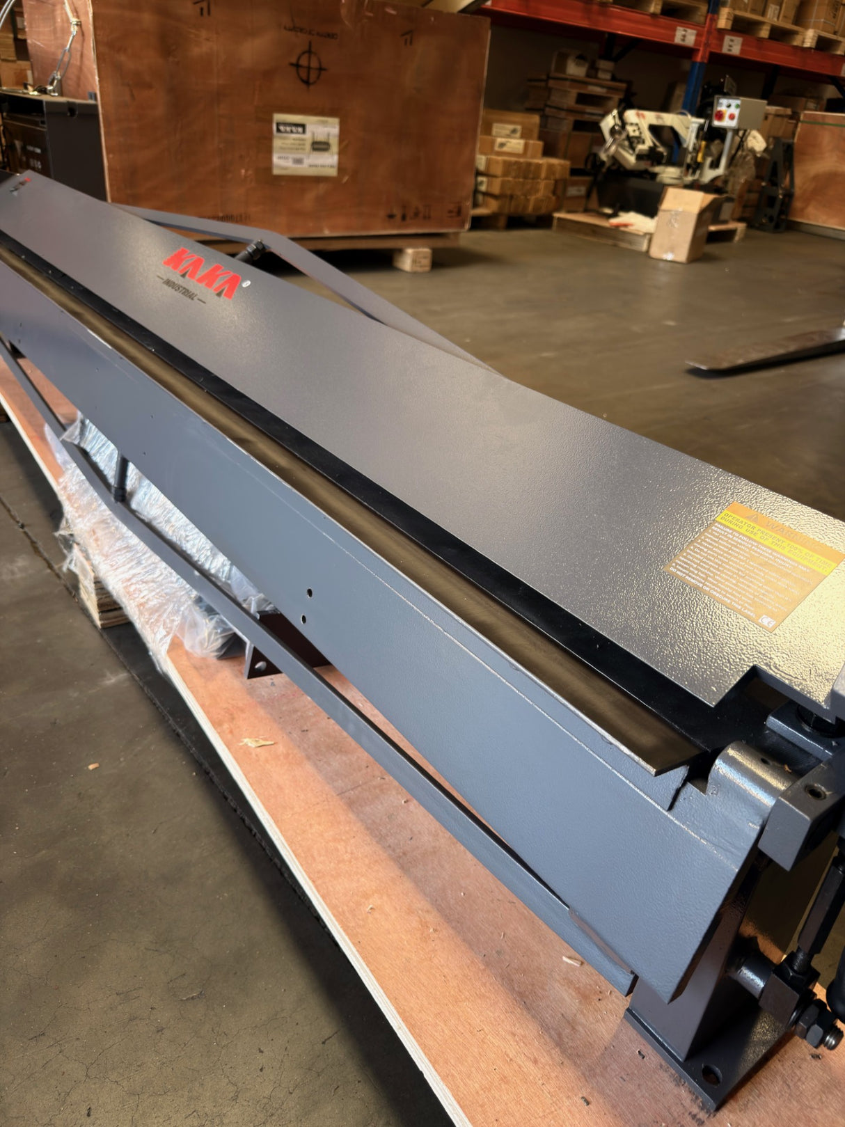 (Not Brand New) 72-Inch Sheet Metal Bending Brake High Precision 22Gauge Mild Steel Capacity MB-72