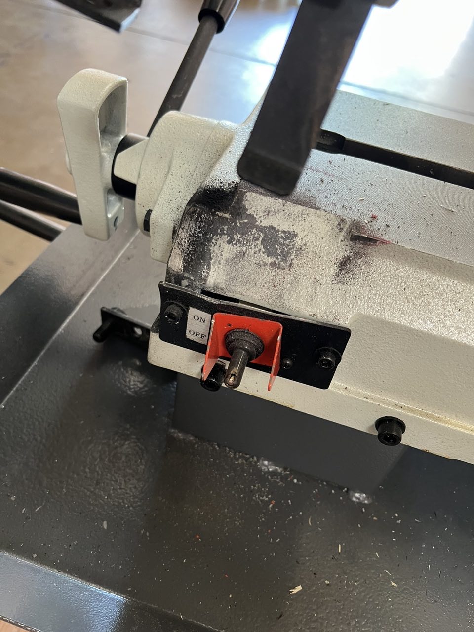 (Not Brand New) Metal Bandsaw 9"Horizontal Metal Cutting Band Saw 4 Steps Blade Speed Metal Band Saw, Space Saver Movable Metal Cutting Band Saw 115V&230V Dual Voltage Prewired 1PH BS-912B