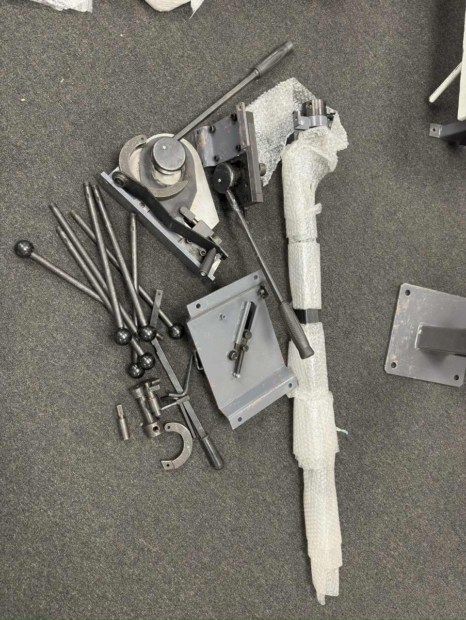 (Not Brand New) W-2 Multipurpose Metal Craft Tool Set, Create Metal Fixture for Home, Garden or Business, lncludes Scroll Former, Bender, Twister (Copy)