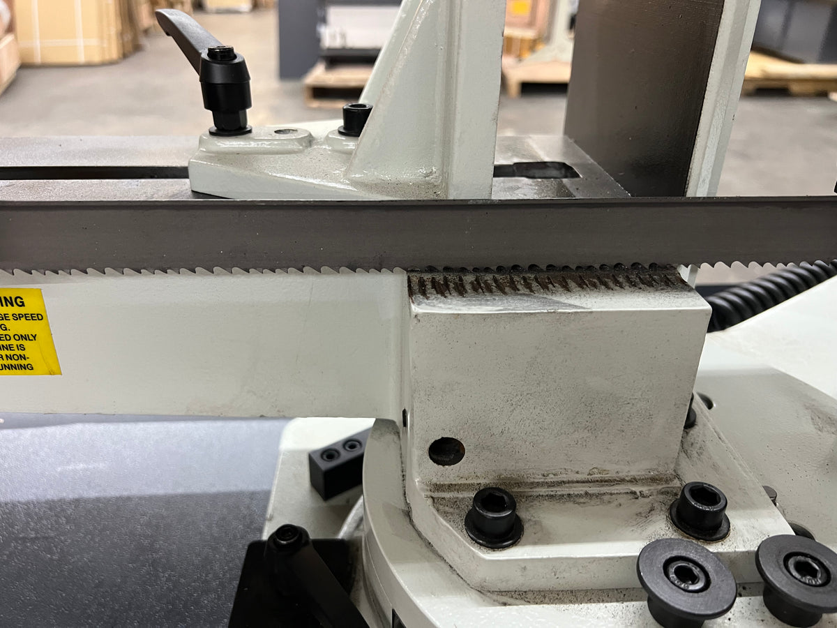 (Not Brand New) 9 in Gear Drive Metal Band Saw, 7x12 in, Hydraulic, 2 HP BS-912GR