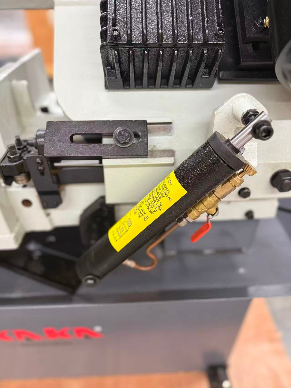 (Exhibition Demo Machine) Kaka Industrial BS-712N | 7x12" Horizontal Metal Band Saw, 1.5HP Dual Voltage