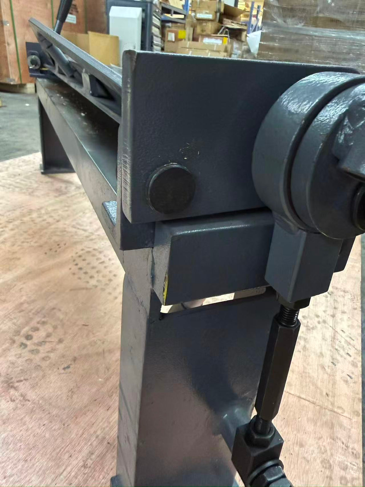 (Not Brand New) 36-Inch Sheet Metal Bending Brake High Precision 20 Gauge Mild Steel Capacity MB-36