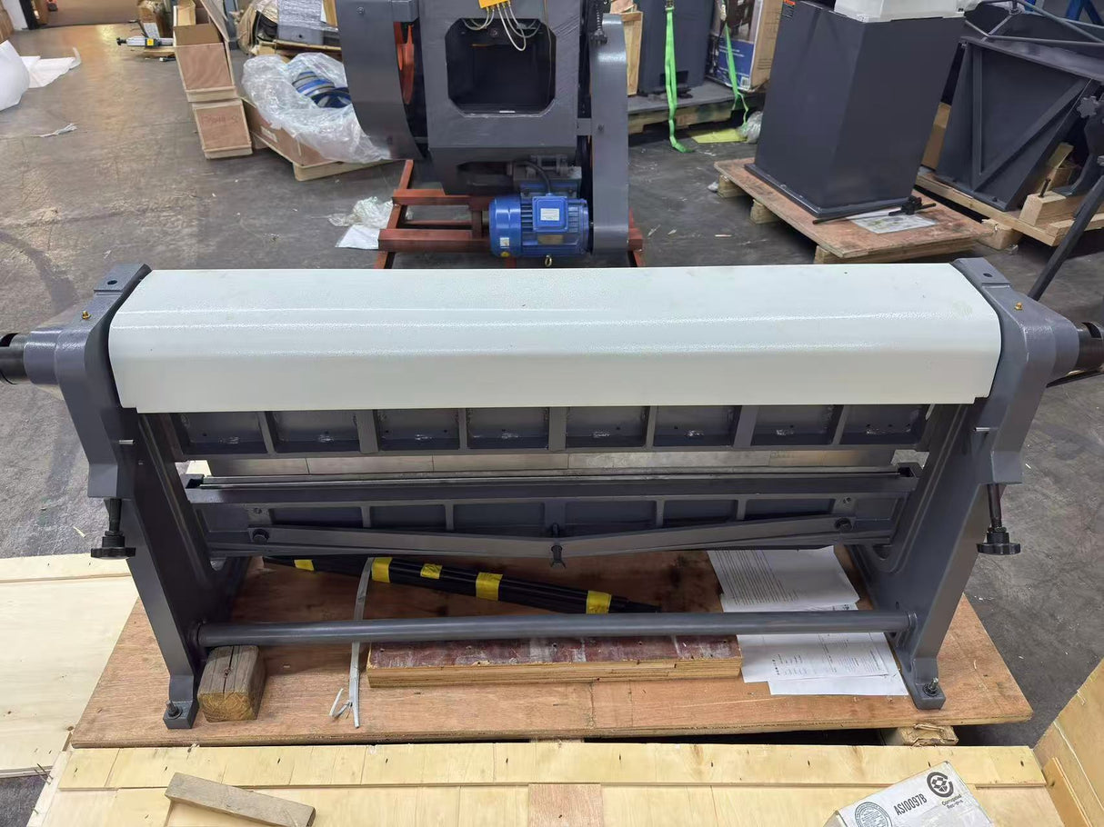 (Not Brand New) Sheet Metal Brakes, Shears and Slip Roll Machine, 52 INCH High Efficiency, 16 Gauges Shear Brake Roll Combination, Versatility, Solid Construction, 3-IN-1/5216
