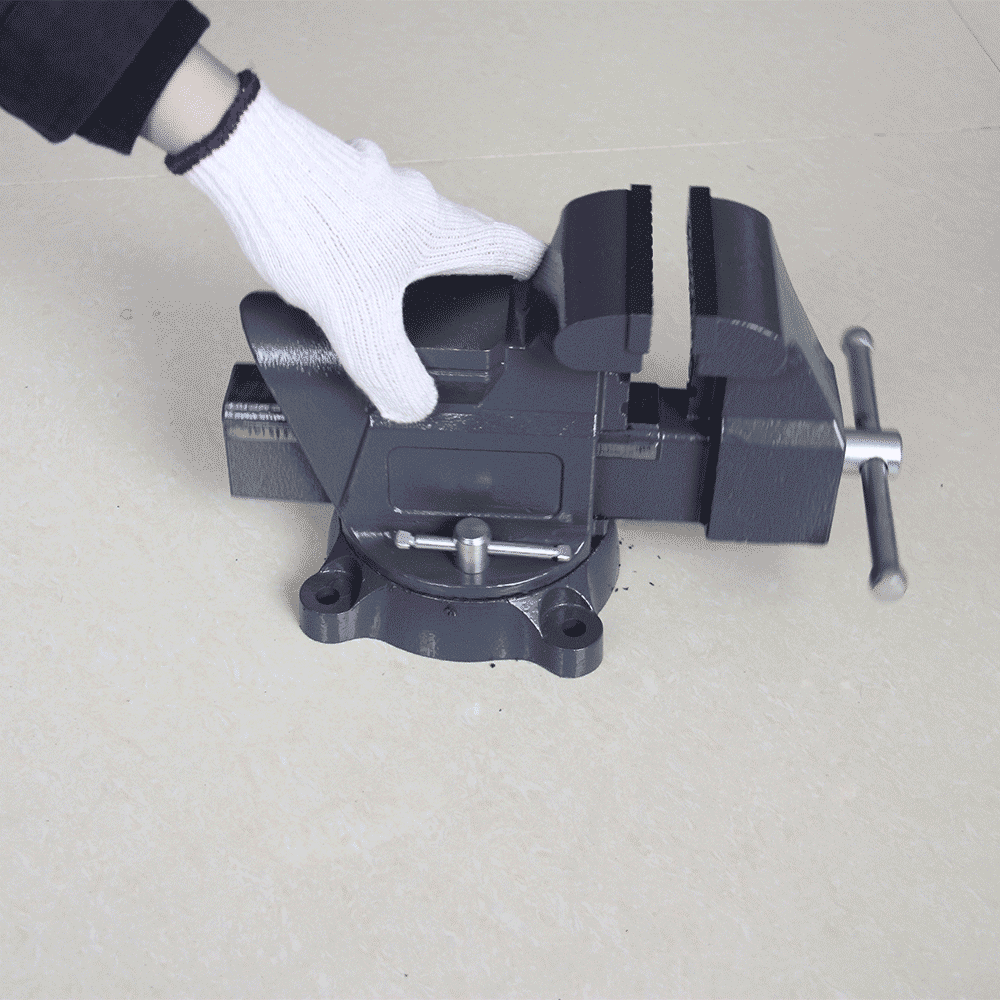 Swivel With Anvil